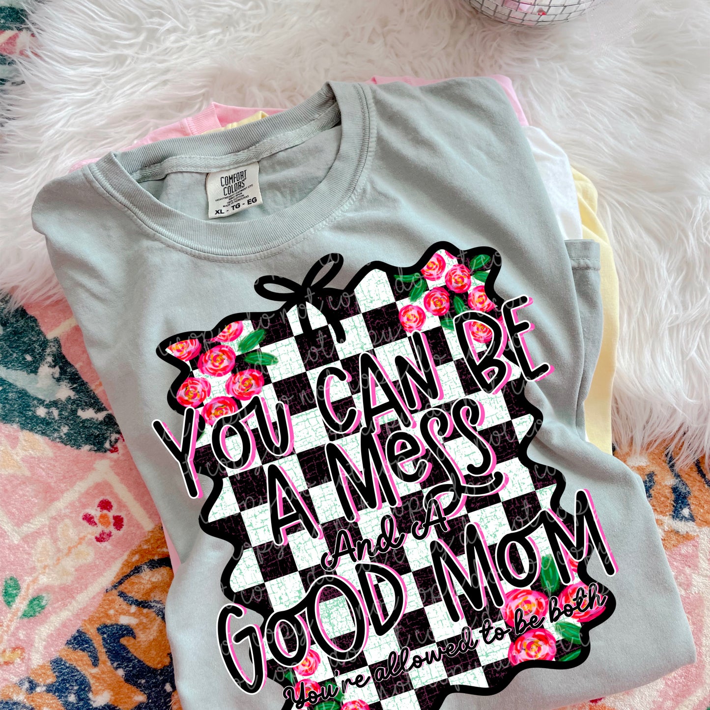 Mess and a good mom PNG