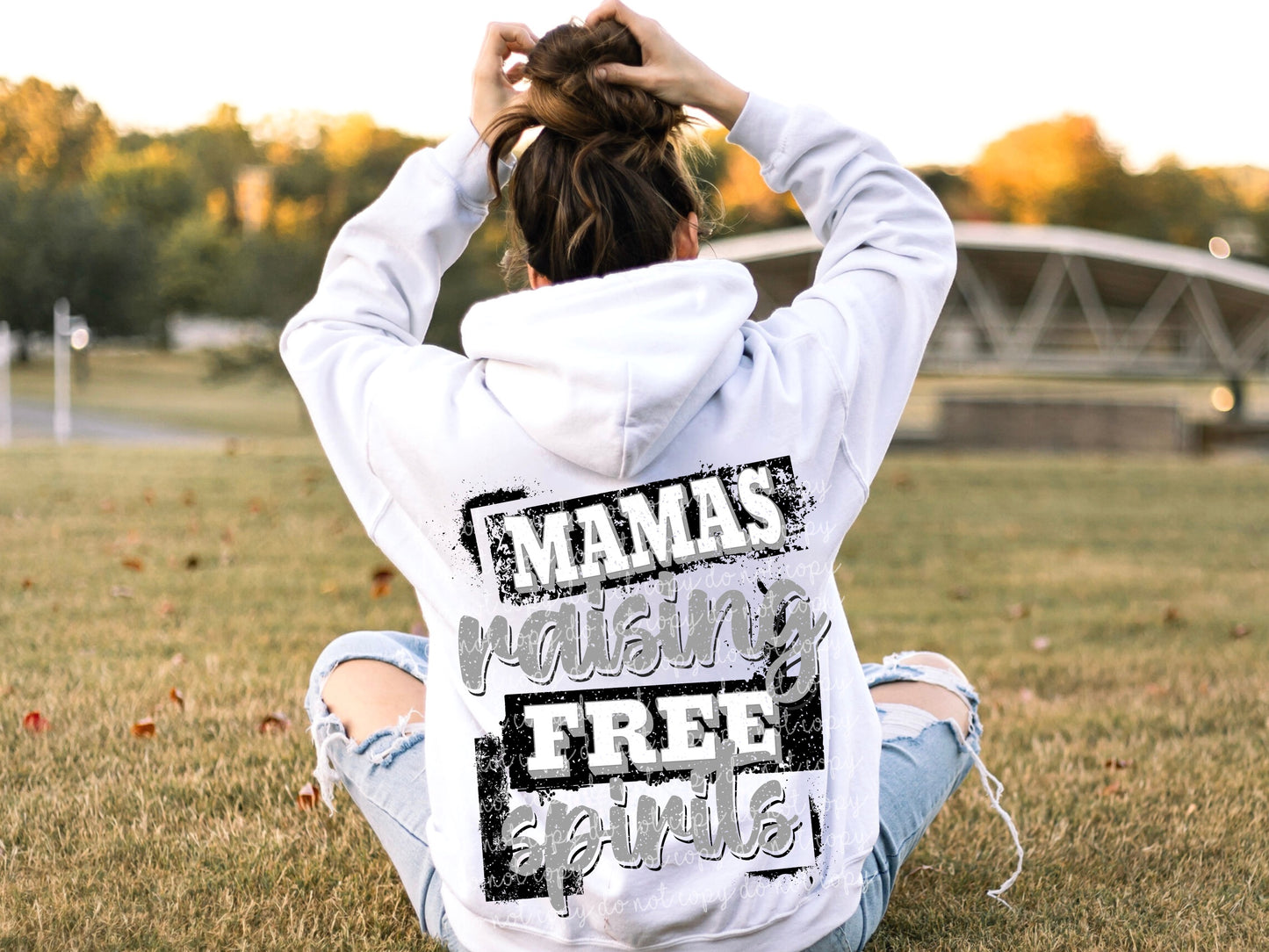Mama raising free spirits PNG