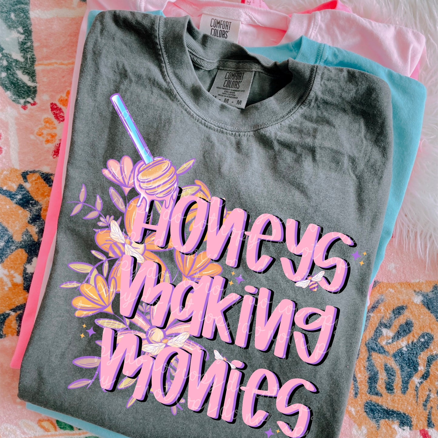 Honeys making monies  PNG