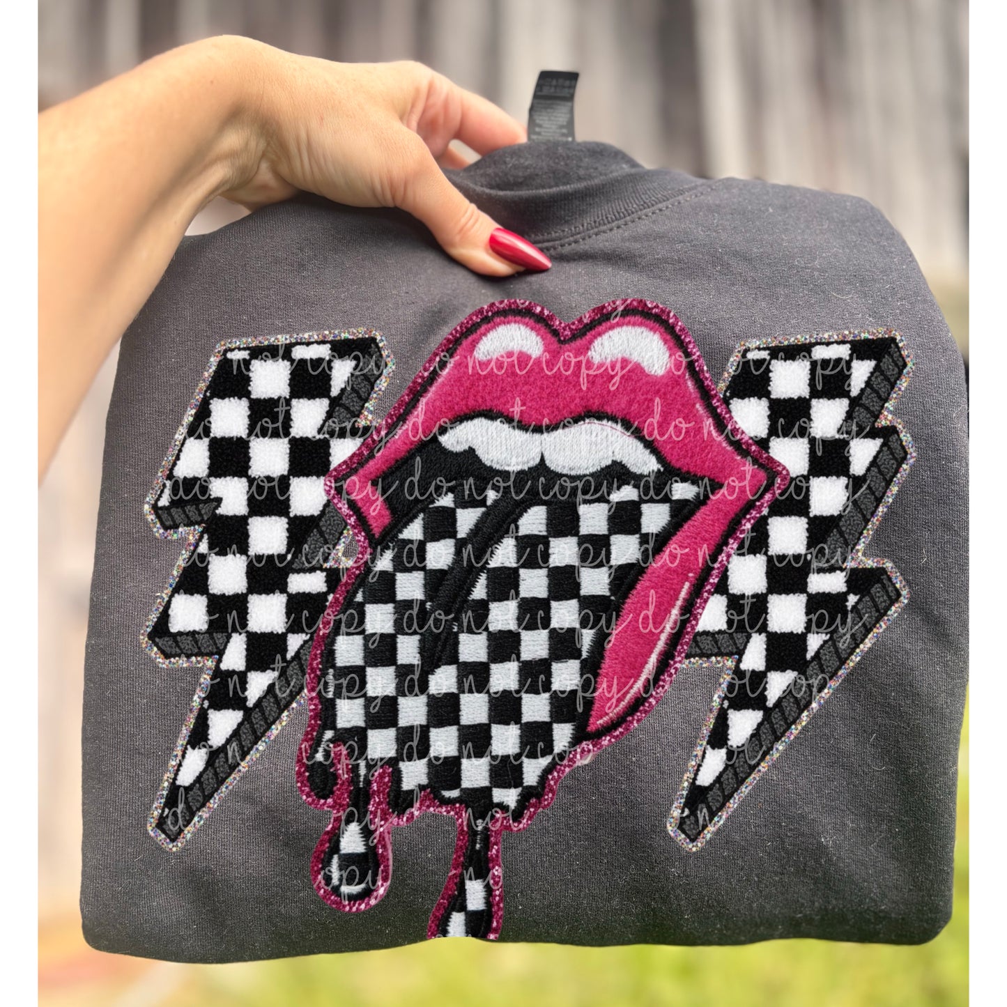 Fuzzy Checkered Bolts PNG