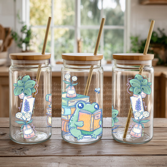 Bookish Frog w/Sleeves 16 oz